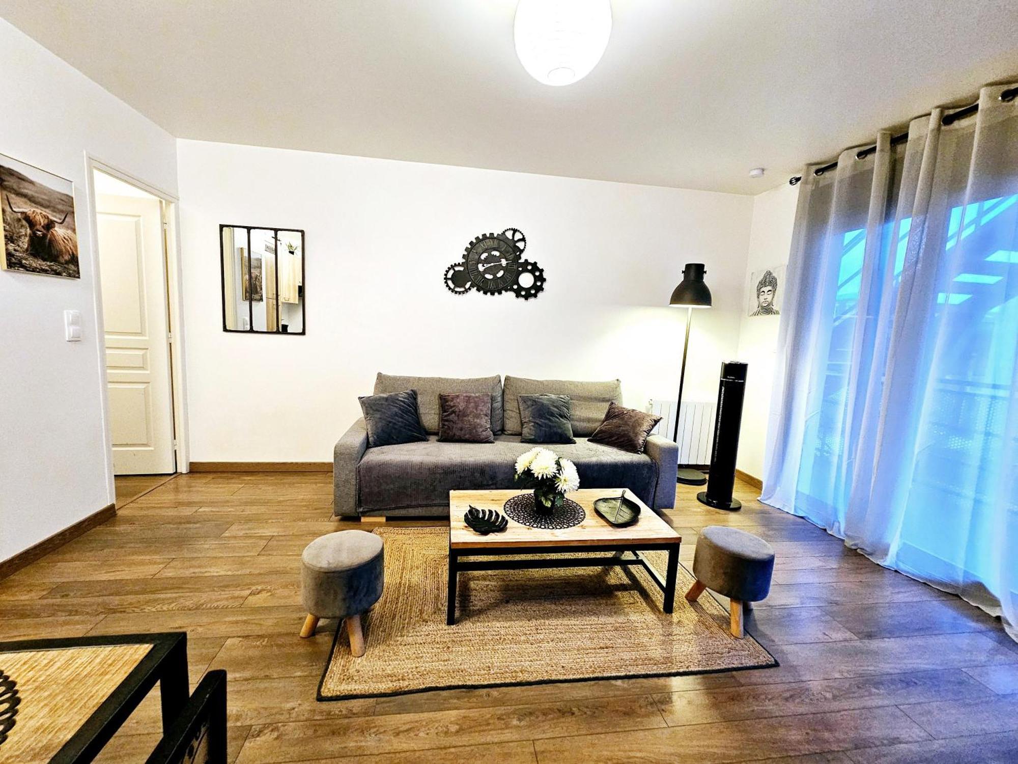 Passage Secret - Ideal Pro, Couples, Familles & Amis - Le Calme En Hypercentre - Wifi Haut Debit - Netflix - Machine A Laver - Gare, Cathedrale, Commerces, Restaurants & Transports En Commun A Moins De 10 Minutes A Pied 兰斯 外观 照片